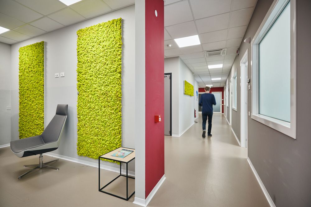 ufficio arredato coworking